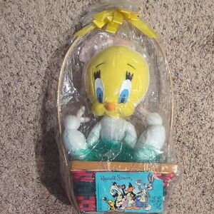 Tweety Bird Easter Basket with Plush